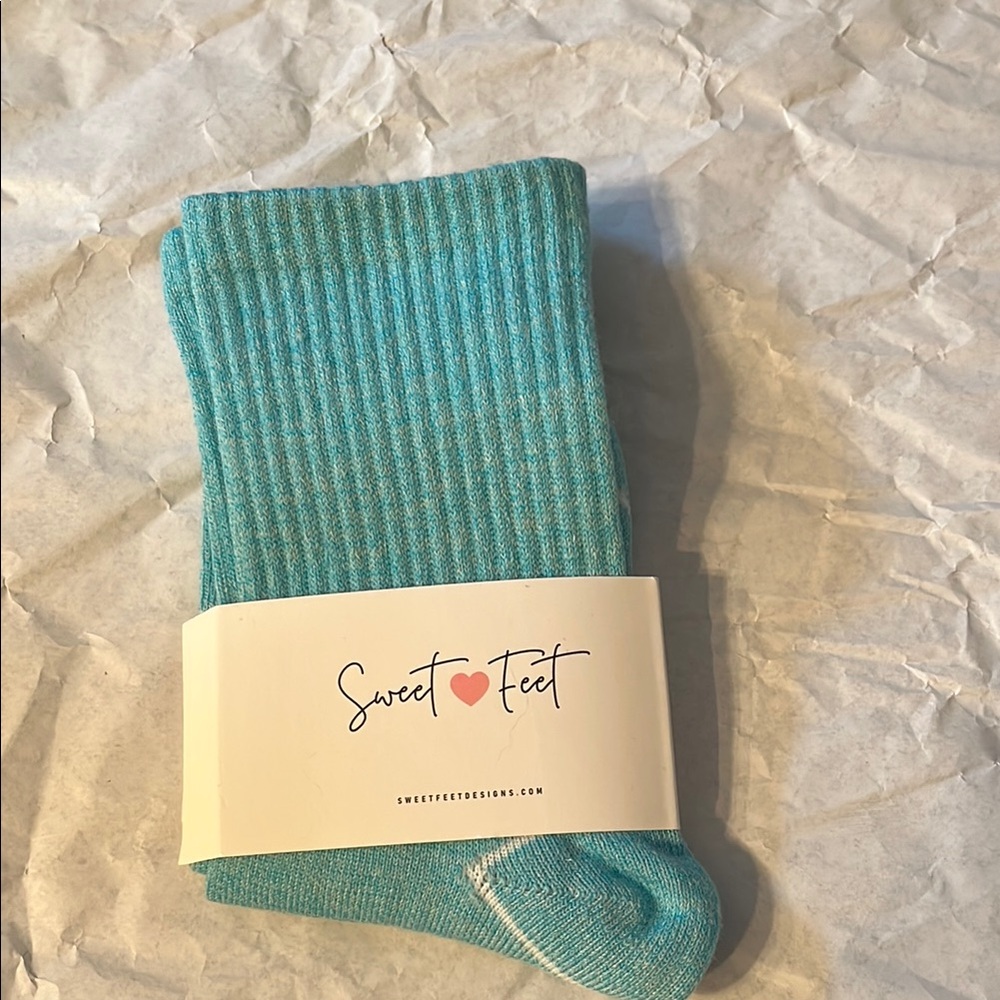 ❤️‍🔥BOGO free (equal or lesser value). Turquoise Socks